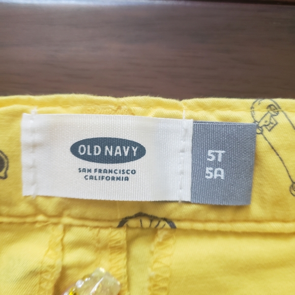 NWT Boys Yellow Old Navy Shorts - Picture 2 of 3